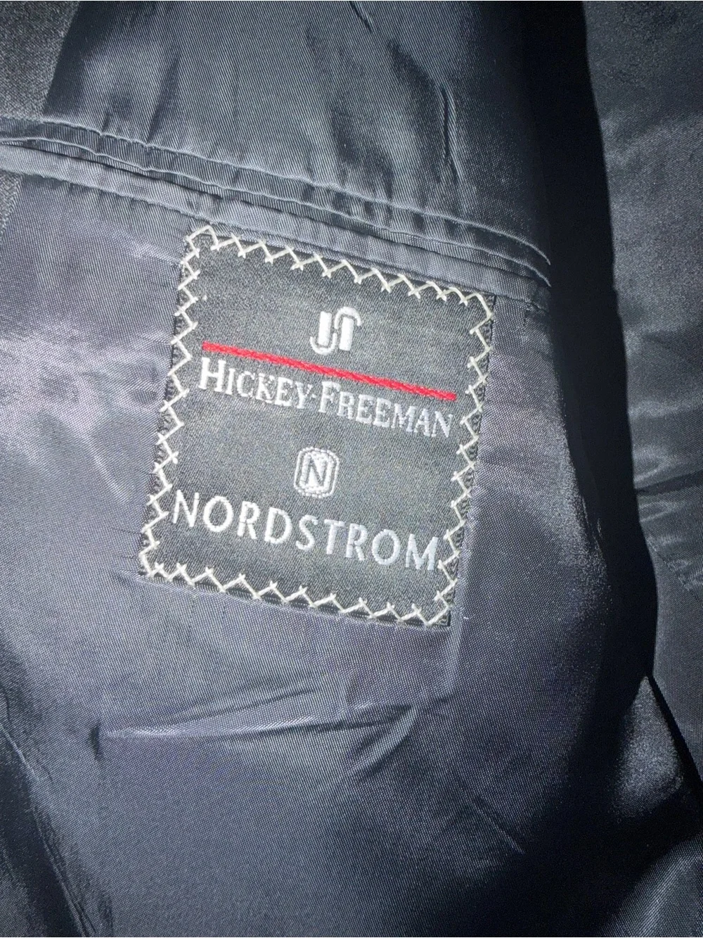 Hickey Freeman Charcoal Gray Two-Button Suit 42r 36x28 100% Wool USA made